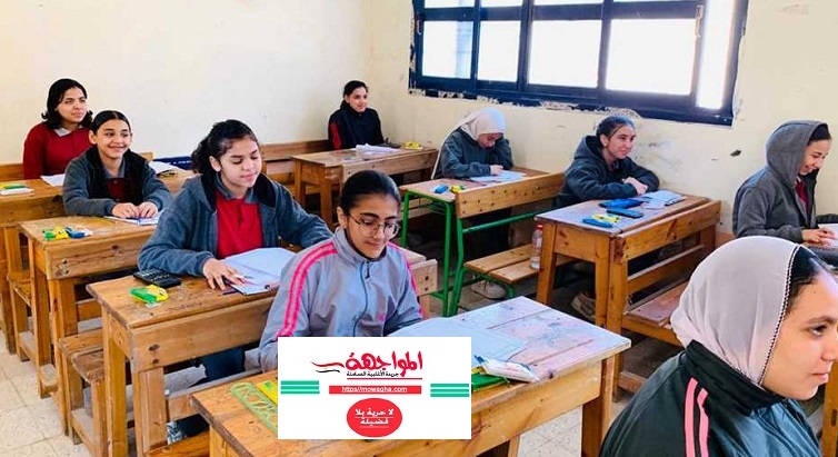 إمتحانات الإعدادية: 12 حالة غش في أسوان وإحالة 4 رؤساء لجان للتحقيق